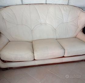 Divano e poltrona in vera pelle