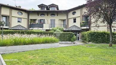 4 LOCALI A PESCHIERA BORROMEO