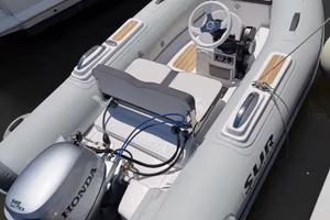 LUXURY TENDER SUR ST 290 CLASSIC 