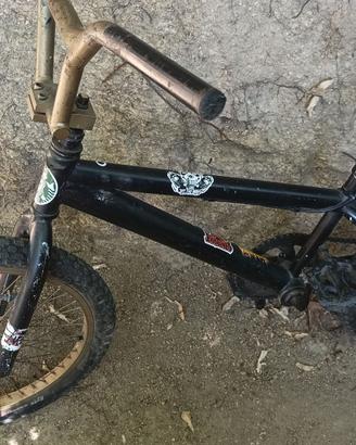 bicicletta bmx