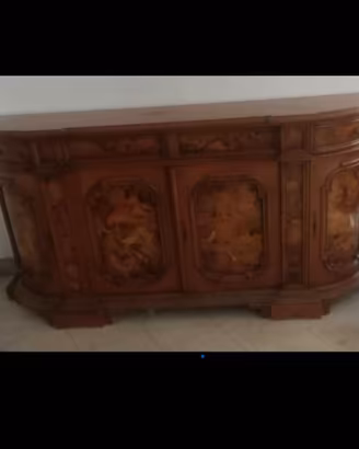 Credenza in legno massiccio 