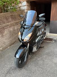 YAMAHA X MAX 250
