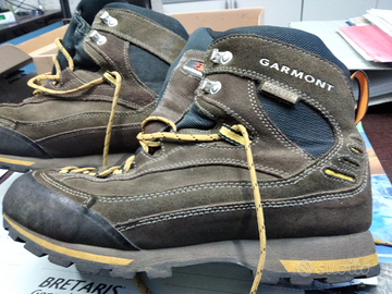 SCARPONI TREKKING GORETEX GARMONT