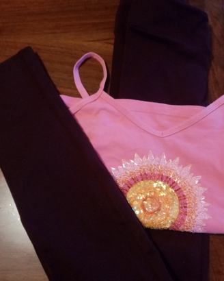 Leggings e canotta abbinata