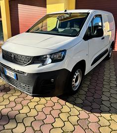 Peugeot Partner Furgone 1.5 bluehdi 130cv