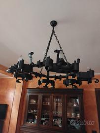 Lampadario in ferro battuto d'epoca