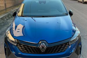 Clio 5 versione Alpine E-Tech