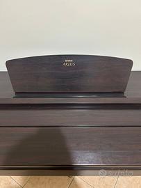 Pianoforte yamaha arius ydp v240