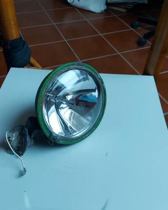 Faro di atterraggio militaria