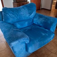 Divano 2 posti più poltrona 