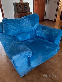 Divano 2 posti più poltrona 