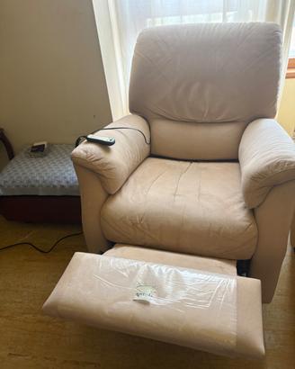 Poltrona reclinabile elettrica Natuzzi