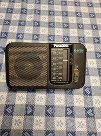 Radio Panasonic modello RF- 544