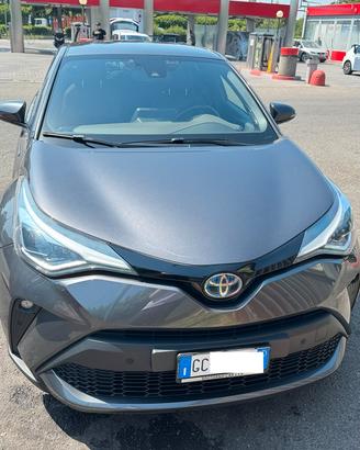 Toyota CHR Lounge 1.8