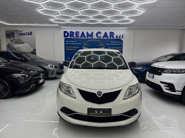 Lancia Ypsilon 1.2 69 CV 5 porte Platinum