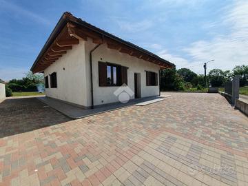 VILLA SINGOLA A SAN FRANCESCO AL CAMPO