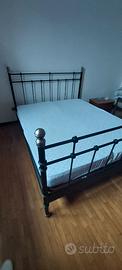 letto MATRIMONIALE FERRO NERO