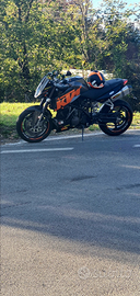 Moto super duke 990