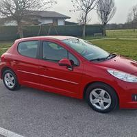 Peugeot 207 1.4 benzina 75cv anno 2012 