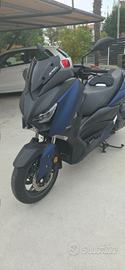 Yamaha xmax