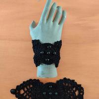 coppia di bracciali gotici