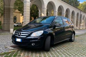 Mercedes-Benz B 180 BlueEFFICIENCY Executive ✅