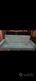 Divano letto azzurro