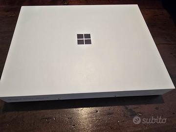 Laptop Microsoft Surface 13"