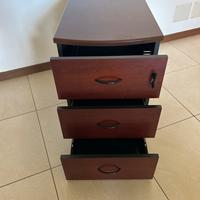Cassettiera ufficio con chiave e ruote