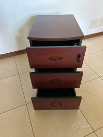 Cassettiera ufficio con chiave e ruote