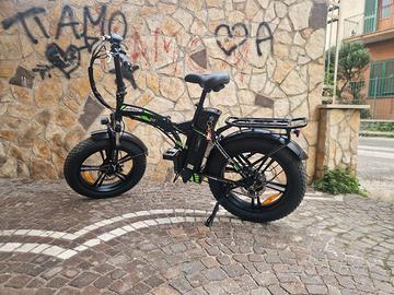 Bici a pedalata assistita pieghevole Harry’s 