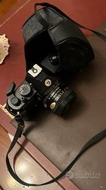 Fotocamera Yashica da riparare e rullino 36 foto