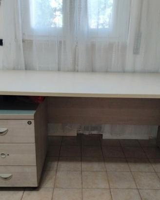 scrivania grande 160x80 con cassettiera