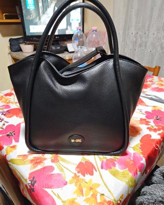 borsa nera firmata 