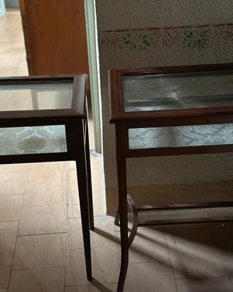 Coppia tavolini teca in legno e vetro.