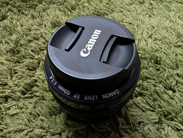 Canon EF 50mm f/1.4 USM