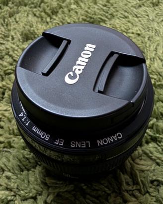 Canon EF 50mm f/1.4 USM