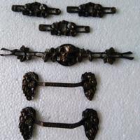 maniglie e pomelli vintage in bronzo e ottone