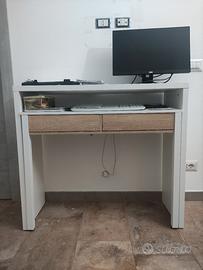 Scrivania salvaspazio richiudibile porta pc  worki