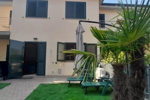 Casa Numana Sirolo vicino al centro giardino