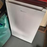 congelatore verticale HIsense