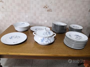 Elegante Servizio Piatti Vintage Porcellana  