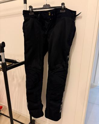 Pantaloni moto