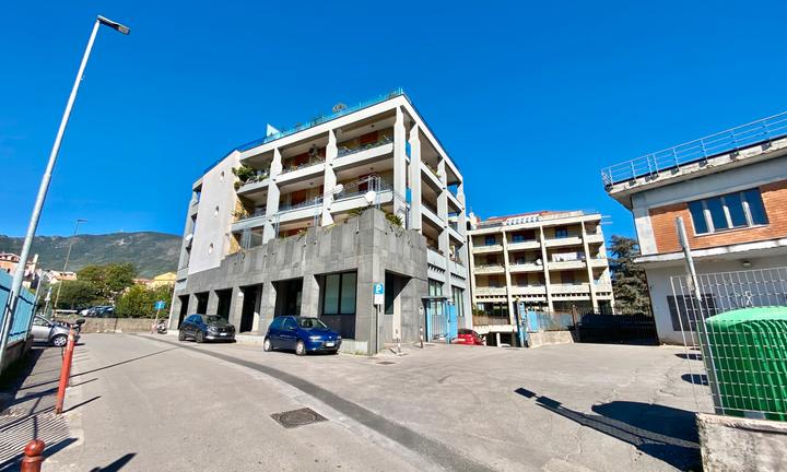 Attico - ultimo piano - arredato