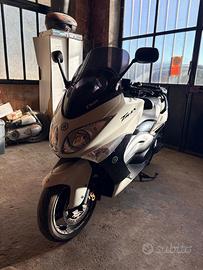 Yamaha T-max 500