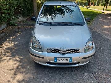 Toyota Yaris 1.3i 16V CAMBIO AUTOMATICO GOMME FREN