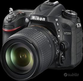 Nikon d7200 con obiettivo