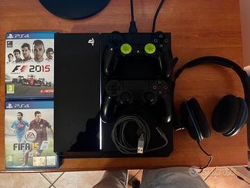Ps4 + 2 Controller + Fifa 15 e F1 2015 + Cuffie