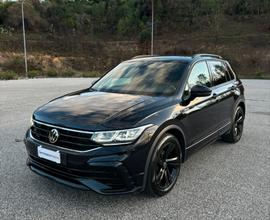 Volkswagen Tiguan 2.0 TDI 150 cv DSG R-Line Black