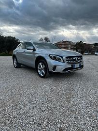 Mercedes GLA200D